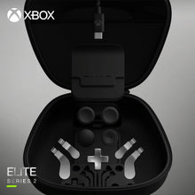 Cargar imagen en el visor de la galería, Estuche transportador Xbox  de carga y cable USB-C.